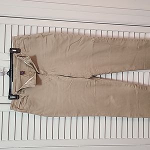 Gloria Vanderbilt slimming effect jeans